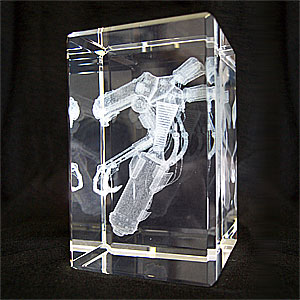 20060414233159-crystaldroid01.jpg