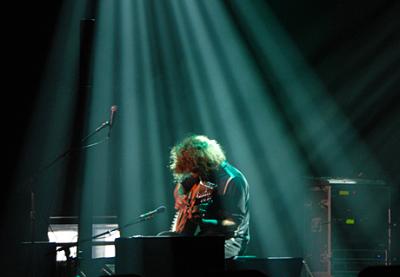 20091008005622-hg.jpg